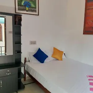 Taj Mahal Homestay