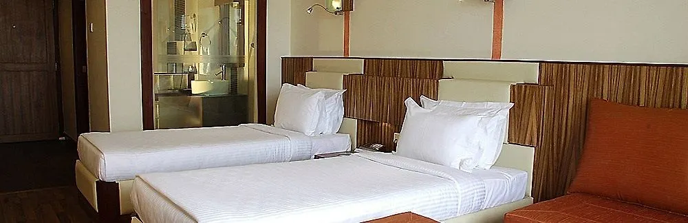 Gokulam Park Hotel Kochi 4*,